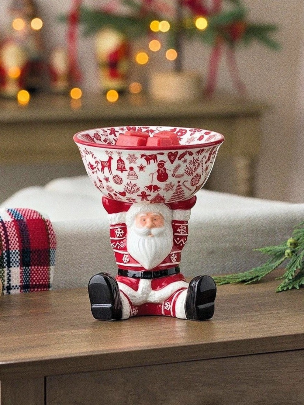 Scentsy Christmas Keeper Santa warmer